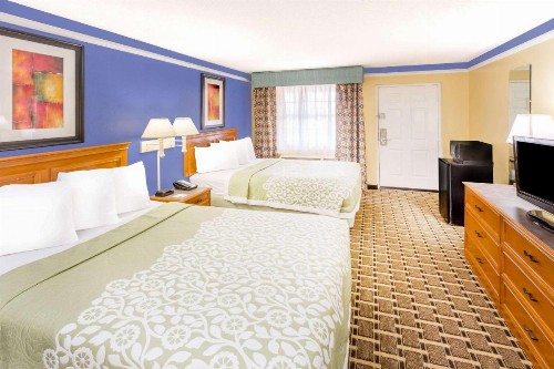 Days Inn by Wyndham Little Rock/Medical Center - image 7