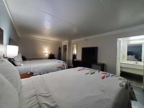 Americas Best Value Inn Little Rock - image 30