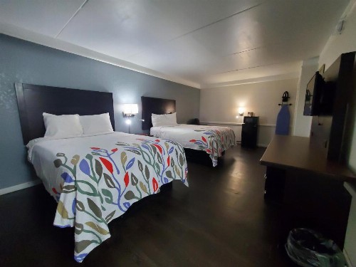 Americas Best Value Inn Little Rock - image 32