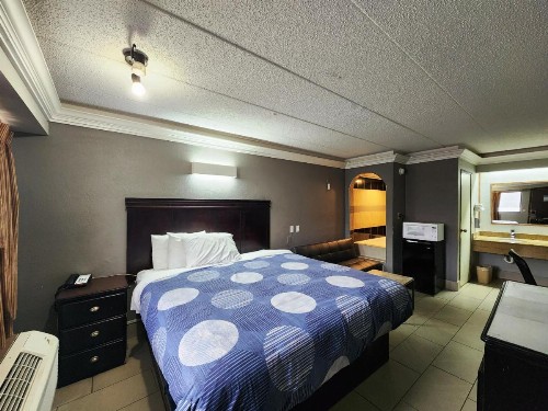 Americas Best Value Inn and Suites Little Rock - image 18