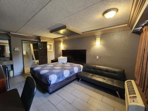 Americas Best Value Inn and Suites Little Rock - image 25