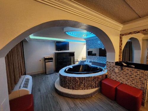 Americas Best Value Inn and Suites Little Rock - image 30