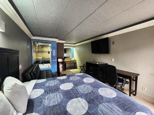 Americas Best Value Inn and Suites Little Rock - image 49