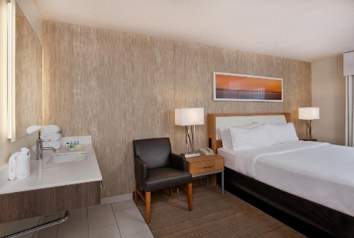 Holiday Inn Little Rock - Presidential Downtown an IHG Hotel - image 8