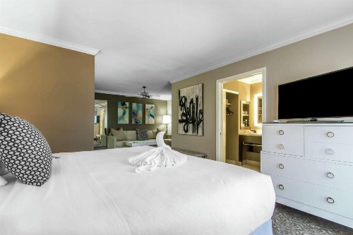 The Burgundy Hotel Tapestry Collection by Hilton - image 14