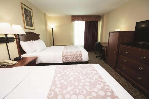 La Quinta by Wyndham Downtown Conference Center - image 26