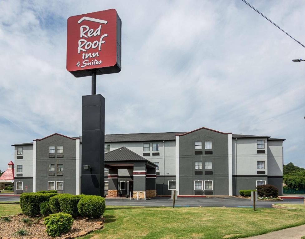 Red Roof Inn & Suites Little Rock - main image