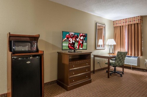 Red Roof Inn & Suites Little Rock - image 16