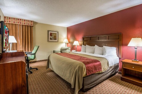 Red Roof Inn & Suites Little Rock - image 23