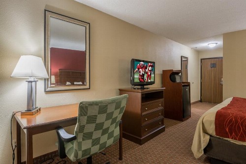 Red Roof Inn & Suites Little Rock - image 26