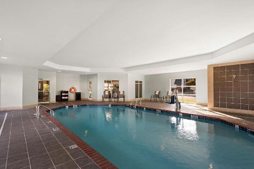 Ramada Limited Little Rock - image 11