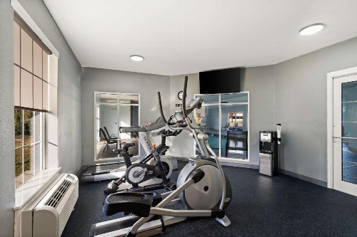 Ramada Limited Little Rock - image 14