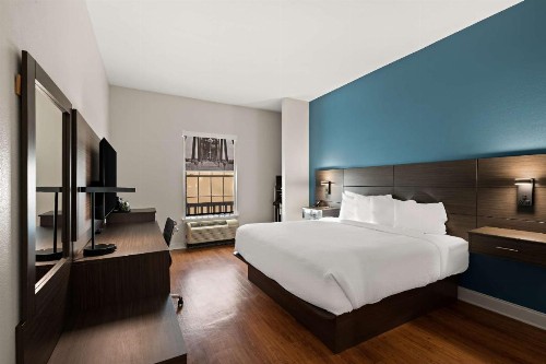 Ramada Limited Little Rock - image 16