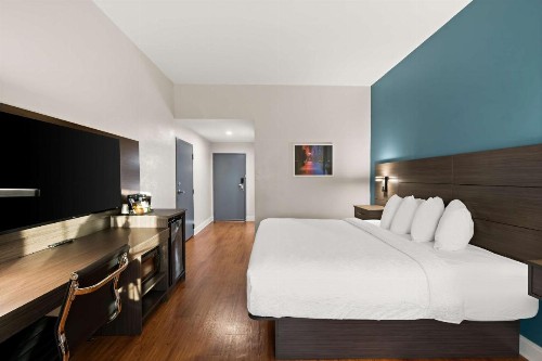 Ramada Limited Little Rock - image 21