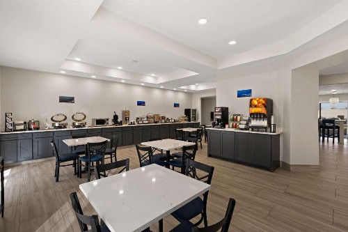 Ramada Limited Little Rock - image 22