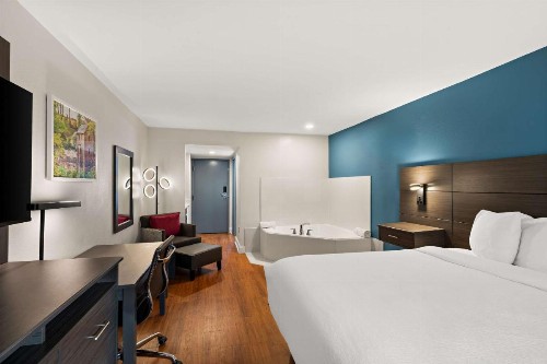 Ramada Limited Little Rock - image 25