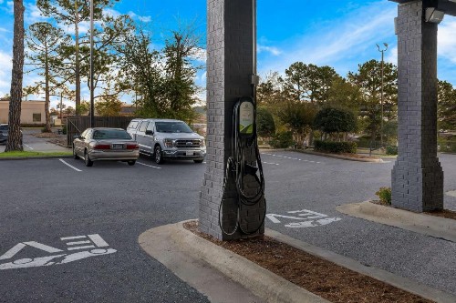 Ramada Limited Little Rock - image 29
