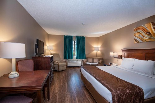Guest Inn & Suites - Midtown Medical Center - image 27