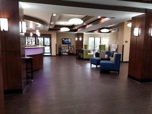 Comfort Suites Little Rock - image 18