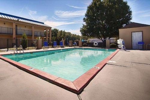 Days Inn Little Rock South - image 13