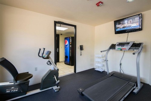 Markham House Suites Little Rock Medical Center - image 11