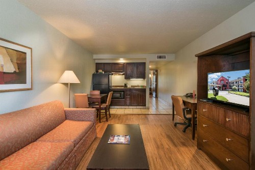 Markham House Suites Little Rock Medical Center - image 9