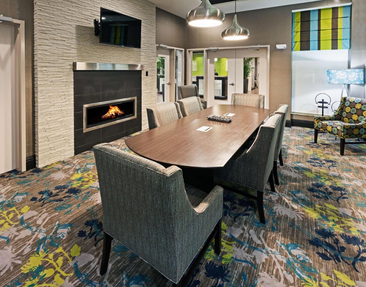 Hilton Garden Inn West Little Rock - image 7