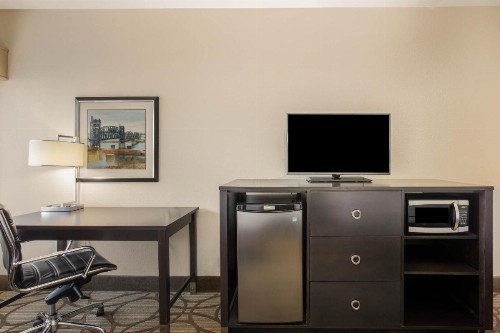 La Quinta by Wyndham Little Rock - West - image 8