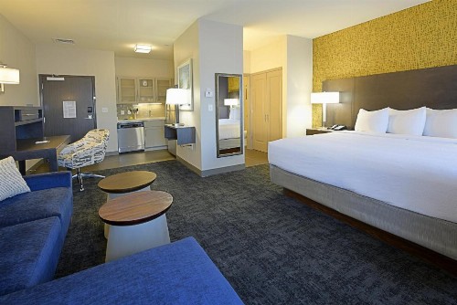 Staybridge Suites - Little Rock - Medical Center an IHG Hotel - image 4