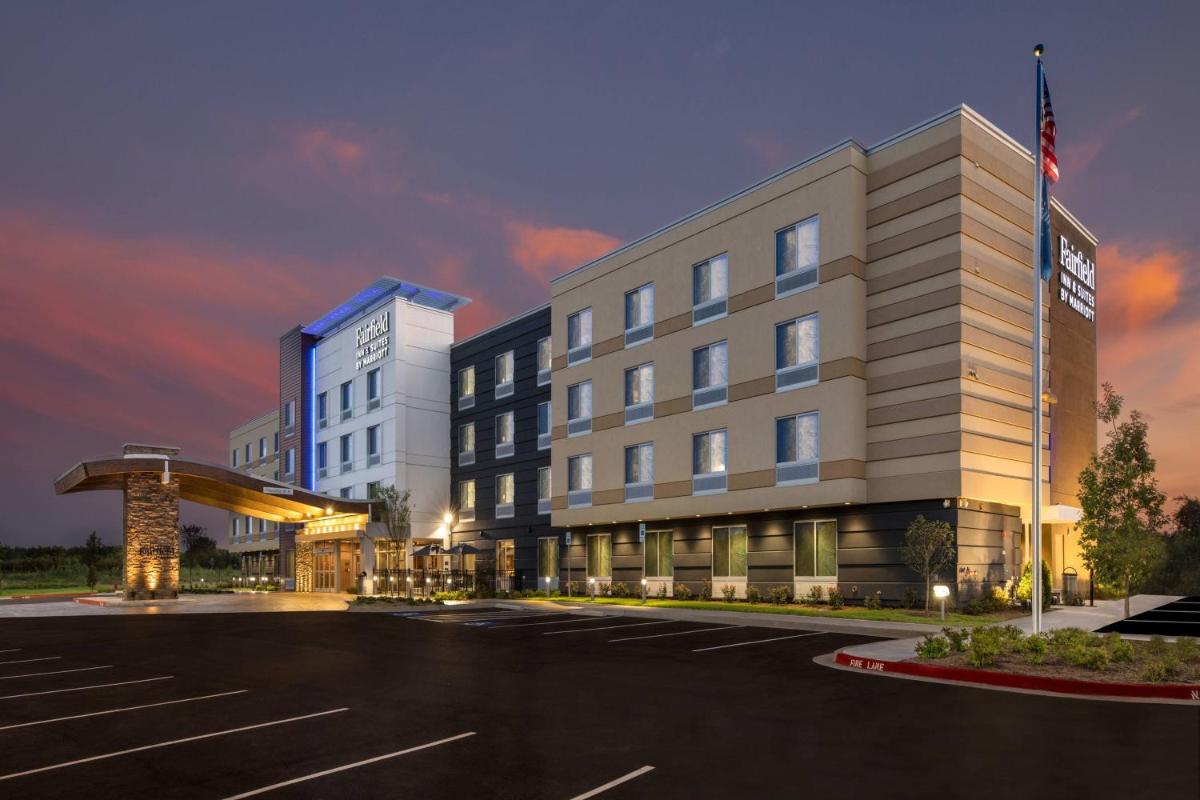 Fairfield Inn & Suites by Marriott Little Rock Airport - main image