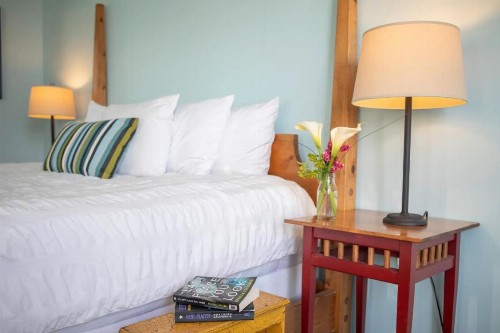 Inn at Schoolhouse Creek - image 31