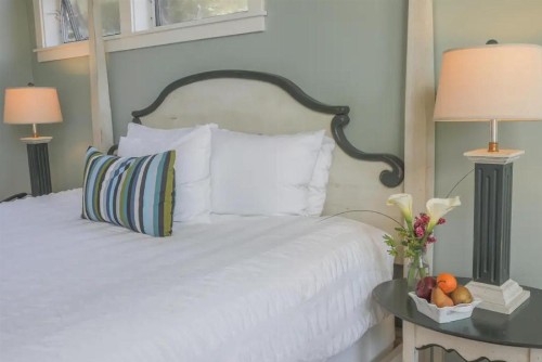 Inn at Schoolhouse Creek - image 46