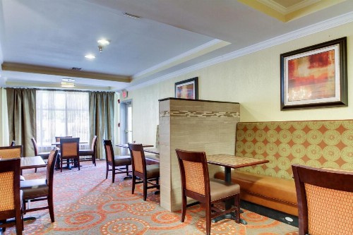 Holiday Inn Express Hotel & Suites Live Oak an IHG Hotel - image 19