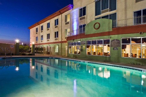 Holiday Inn Express Hotel & Suites Live Oak an IHG Hotel - image 20