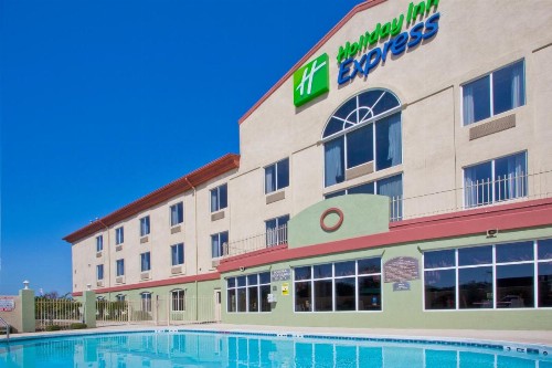 Holiday Inn Express Hotel & Suites Live Oak an IHG Hotel - image 26