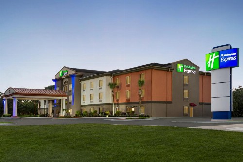 Holiday Inn Express Hotel & Suites Live Oak an IHG Hotel - image 40