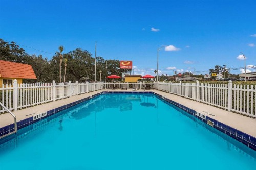 Econo Lodge Live Oak - image 31
