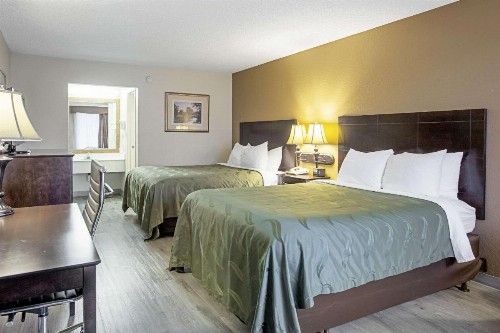 Quality Inn & Suites - image 4
