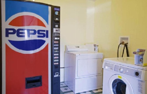 Americas Best Value Inn - Livermore - image 23