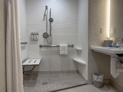 Holiday Inn Express Hotel & Suites Livermore an IHG Hotel - image 24