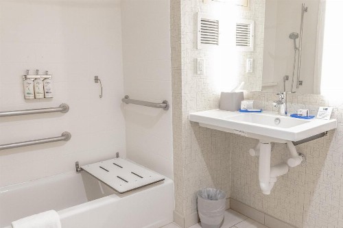 Holiday Inn Express Hotel & Suites Livermore an IHG Hotel - image 26