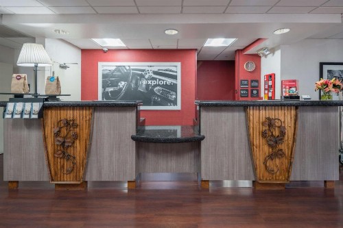 Hampton Inn Livermore - image 11