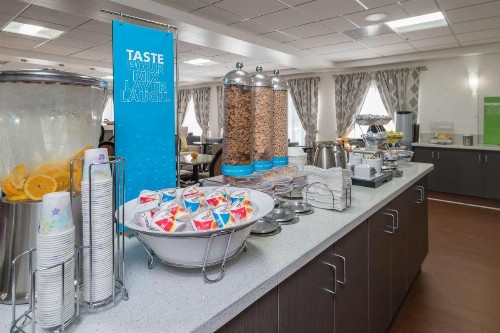 Hampton Inn Livermore - image 16