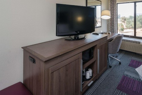 Hampton Inn Livermore - image 37