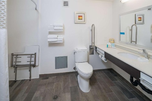 Hampton Inn Livermore - image 38