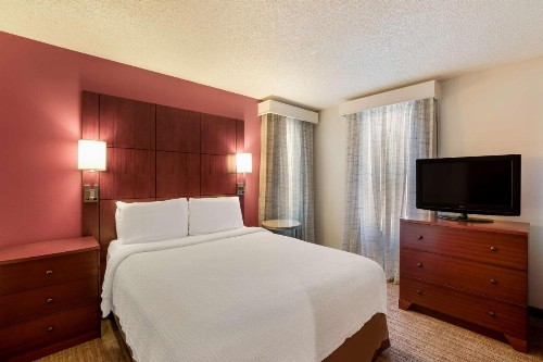 SenS Suites Livermore SureStay Collection by Best Western - image 14
