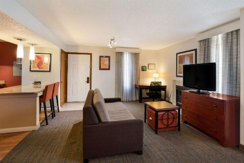 SenS Suites Livermore SureStay Collection by Best Western - image 27