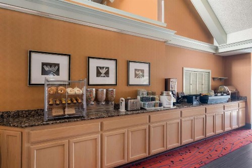 SenS Suites Livermore SureStay Collection by Best Western - image 39