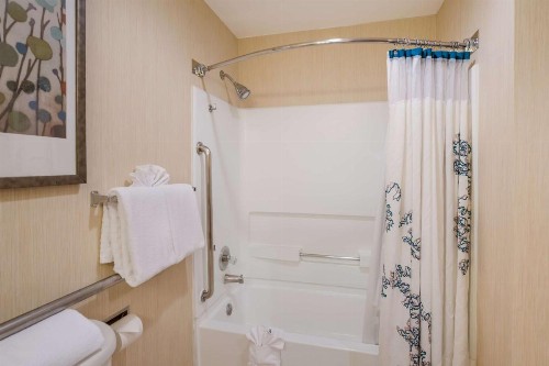 SenS Suites Livermore SureStay Collection by Best Western - image 41