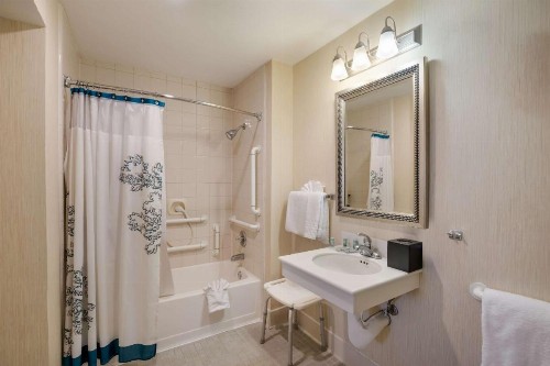 SenS Suites Livermore SureStay Collection by Best Western - image 42